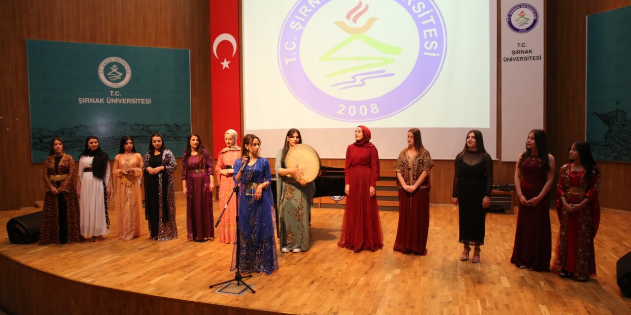 Şırnak'ta Kadınlardan 8 Mart Konseri