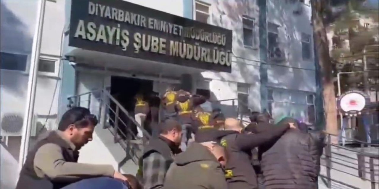 Diyarbakır'da ‘Sazan sarmalı' yöntemiyle dolandırıcılık yapan çete çökertildi: 20 tutuklama