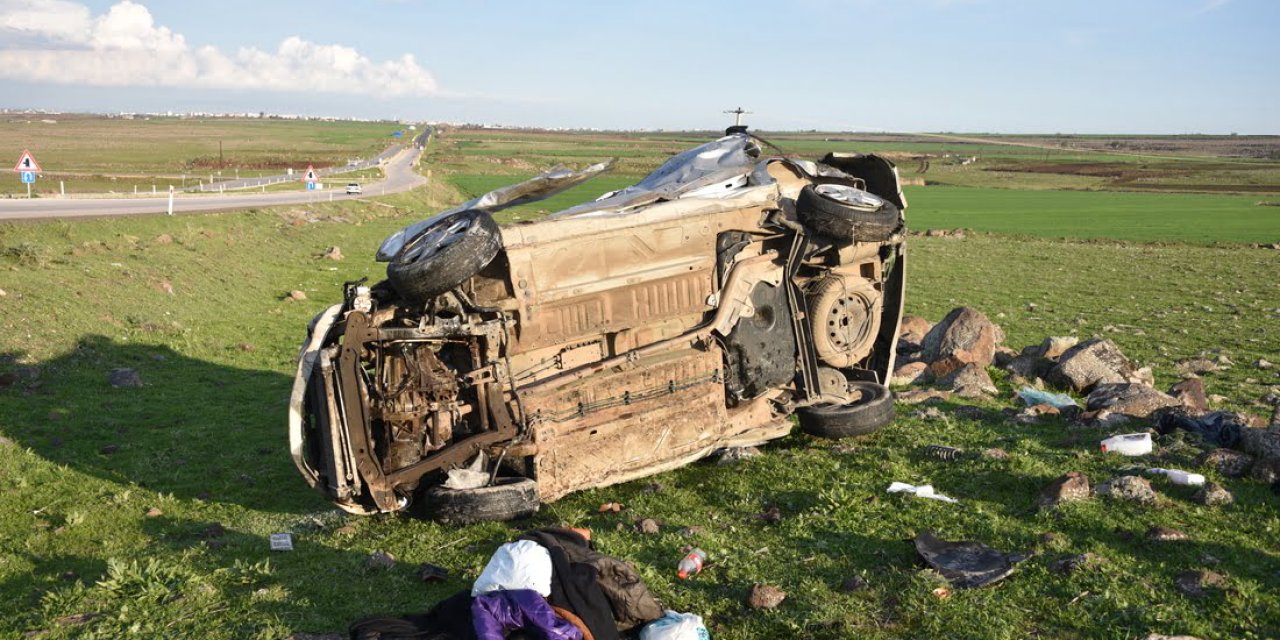 Şarampole devrilen otomobildeki 1 kişi öldü, 3 kişi yaralandı
