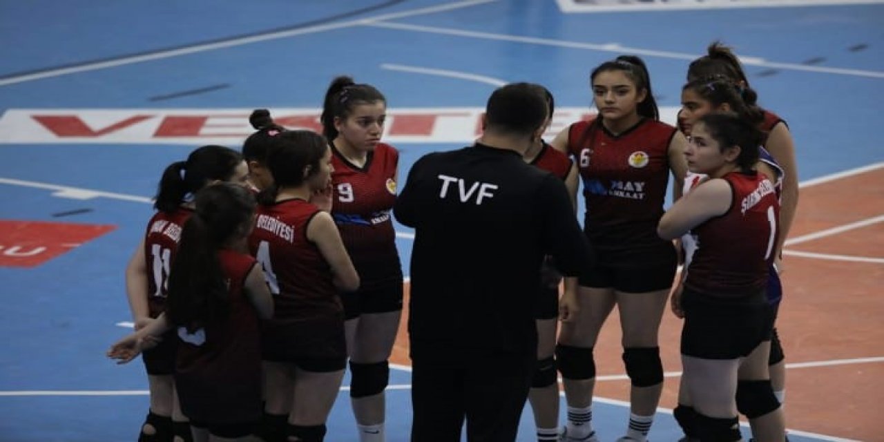 Türkiye Yıldız Kadınlar Voleybol Şampiyonası Van’da Başladı! Şırnak’ı O Takım Temsil Edecek