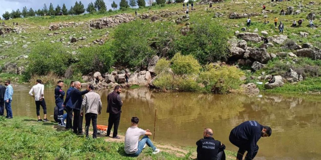 Serinlemek için suya giren 13 yaşındaki çocuk boğuldu