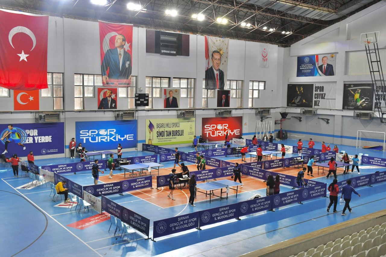 Şırnak’ta Masa Tenisi Heyecanı: Yurtlararası Olimpiyatlar Başladı
