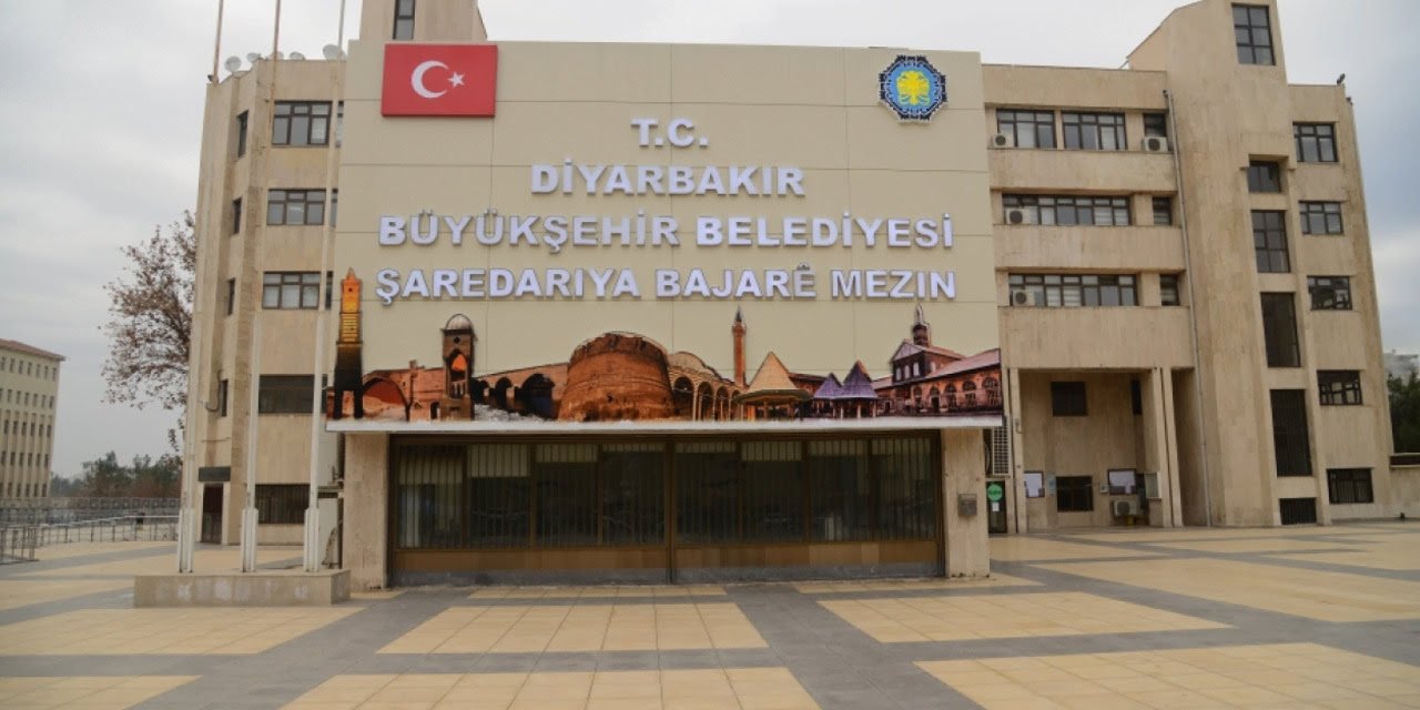 Mardin ve Diyarbakır belediyeleri için müfettişler görevlendirildi
