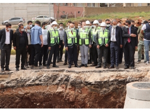 Mardin Valisi Demirtaş, içme suyu ve alt yapı çalışmalarını yerinde inceledi