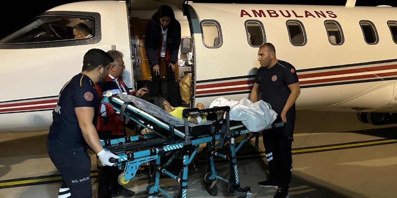 Şırnak'ta 8 Yaşındaki Çocuk Ambulans Uçak ile Ankara'ya Sevk Edildi