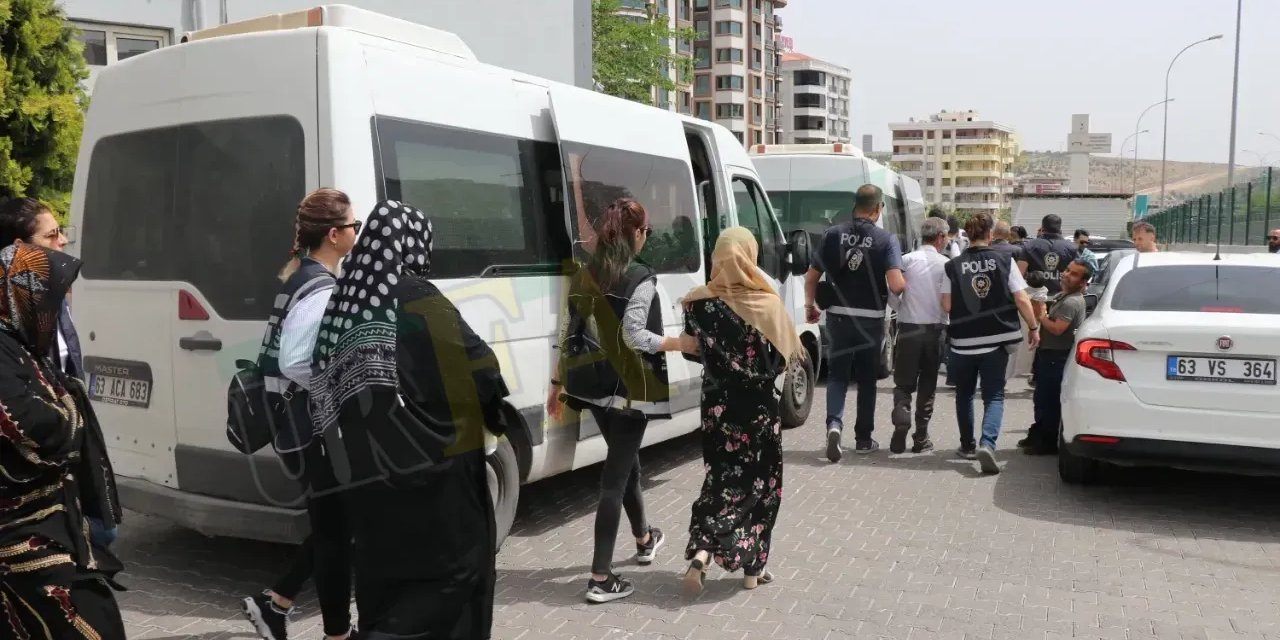 Fuhuş operasyonu: 9 kişi gözaltına alındı: 11 kadın kurtarıldı