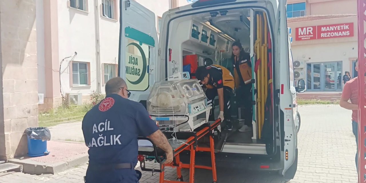 Ambulans Uçak 20 Günlük Bebek İçin Havalandı