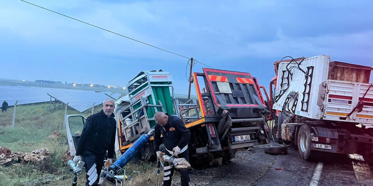 Şırnak’ta 2 aracın çarpıştığı kazada 2 kişi yaralandı