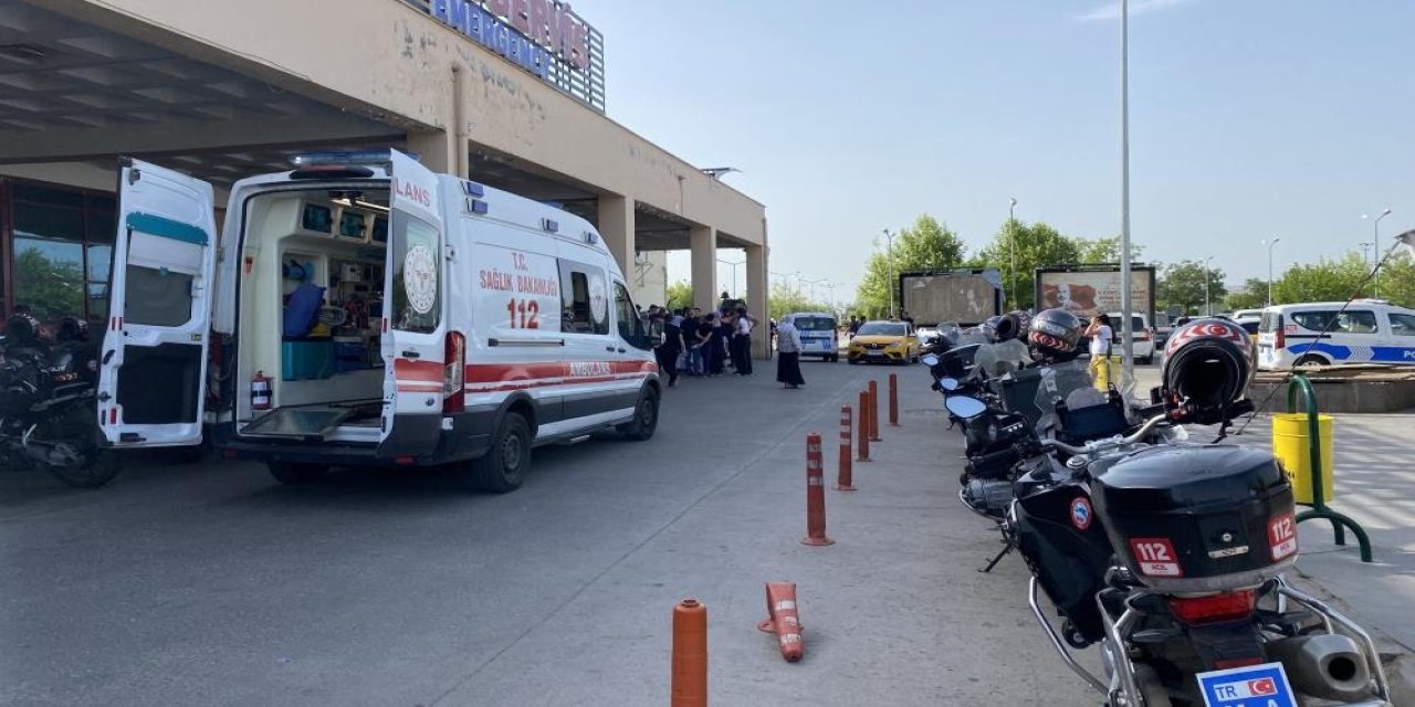 Diyarbakır’da meydana gelen patlamada 2 kardeşten biri öldü, diğeri yaralandı