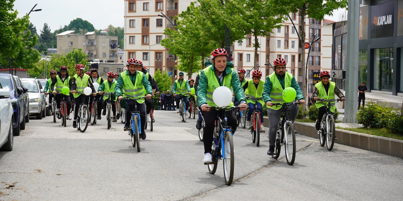 Şırnak'ta 11. Yeşilay Bisiklet Turu Düzenlendi