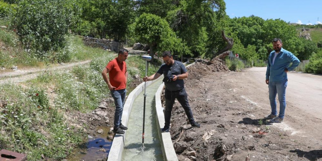 Belediyeden Çiftçiye sulama kanalı desteği