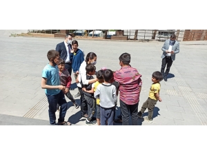 Çınar'da 23 Nisan Ulusal Egemenlik ve Çocuk Bayramı kutlandı