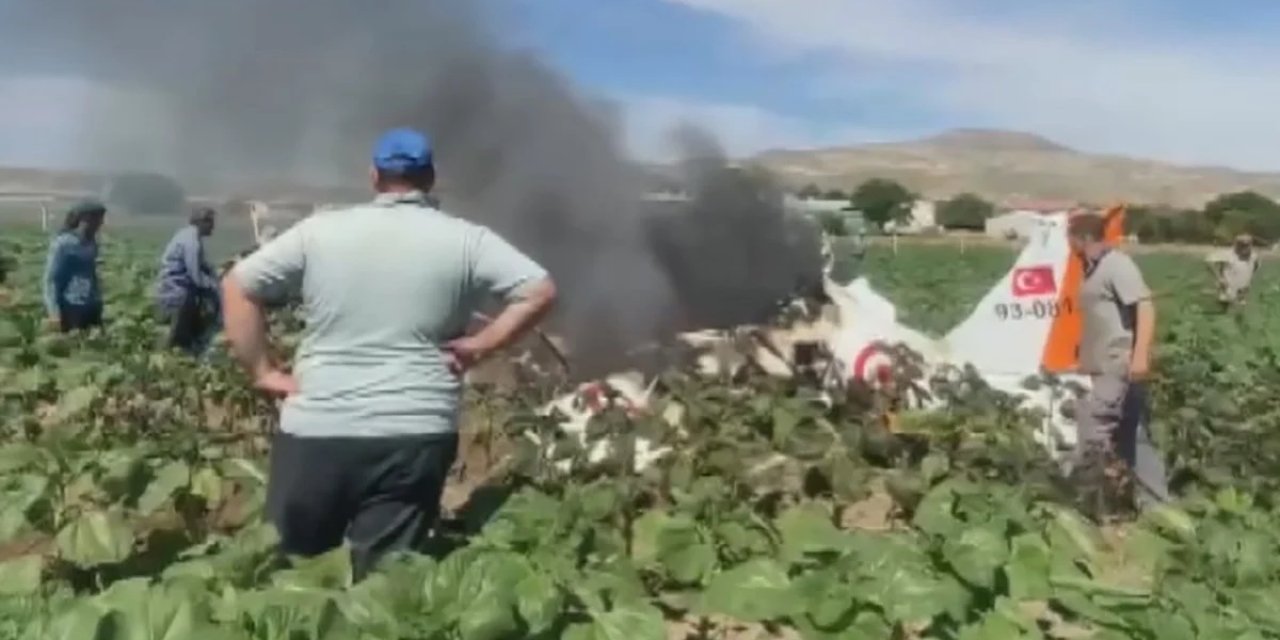 Uçak düştü! İki pilot şehit oldu: O anlar kamerada