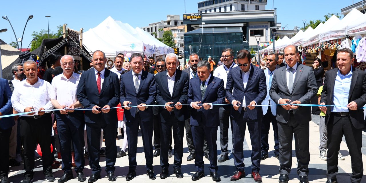 Şırnak’ta ‘Hayat Boyu Öğrenme Şenliği’