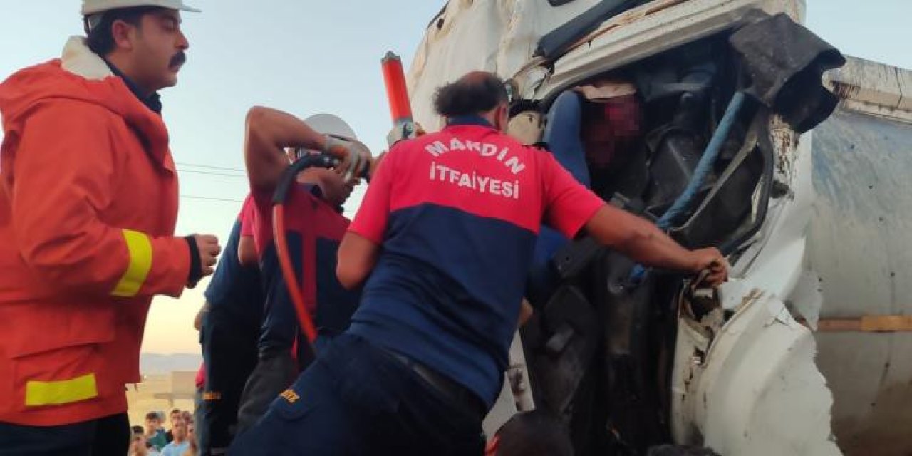 Mardin'de tır ile tanker çarpıştı: 1 ağır yaralı