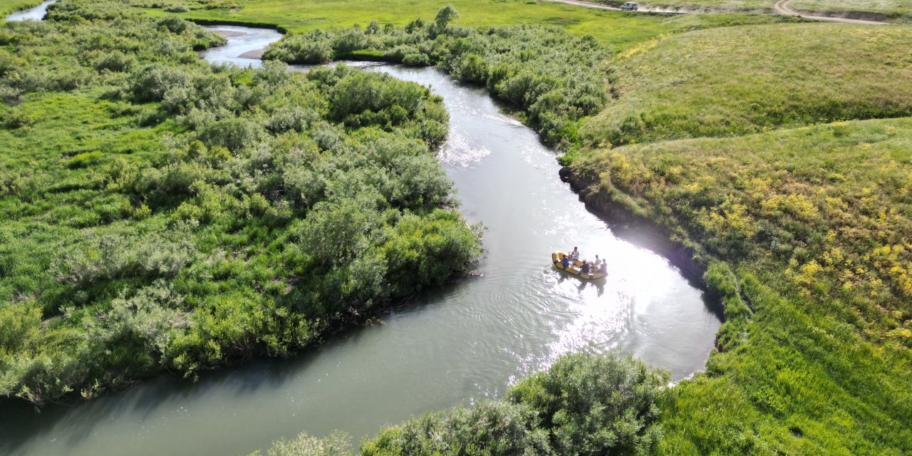 Şırnak Faraşin Yaylasında Rafting Heyecanı: Doğal Mendereslerde Unutulmaz Bir Deneyim