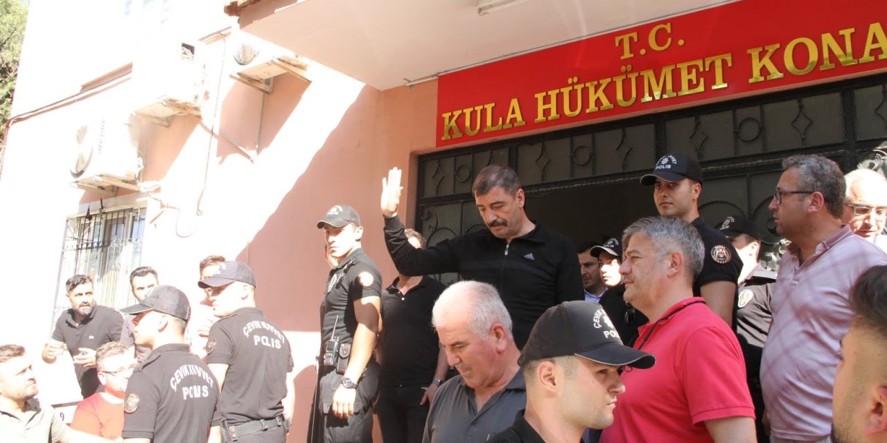 Gözaltına alınan CHP’li belediye başkanı tutuklandı