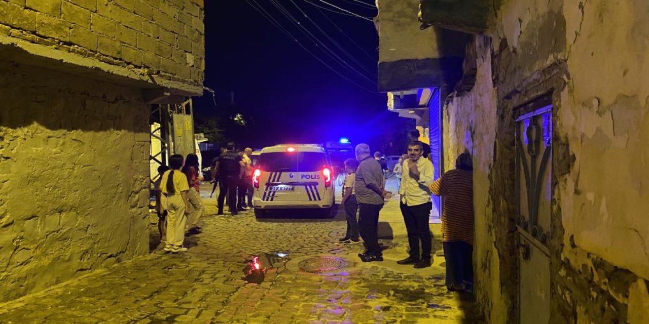 Diyarbakır’da ailelerin kavgasında 2 kişi yaralandı