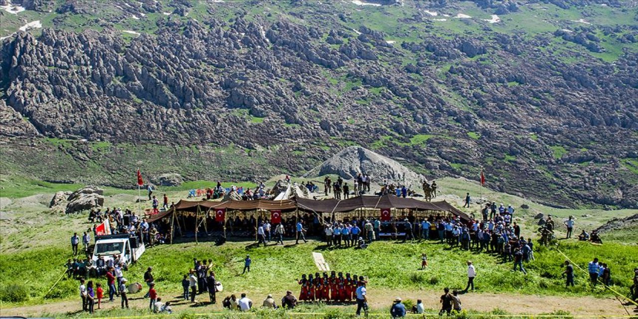 Beytüşşebap'ta Kuzu Kırpma Festivali Başladı: İşte Sahne Alacak Sanatçılar