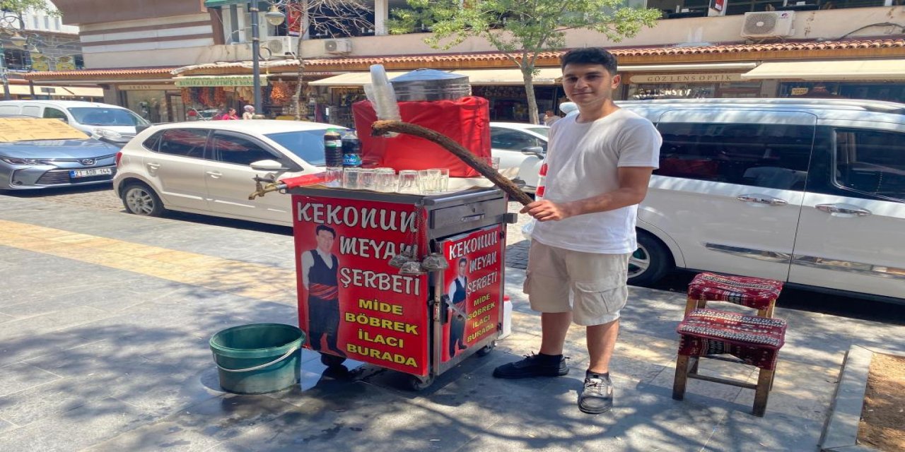 Diyarbakır’da 2 saatte hazırlanan içecek sıcak havaların vazgeçilmezi