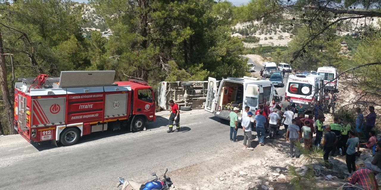 Tarım işçilerini taşıyan minibüsün freni patladı: 7 yaralı