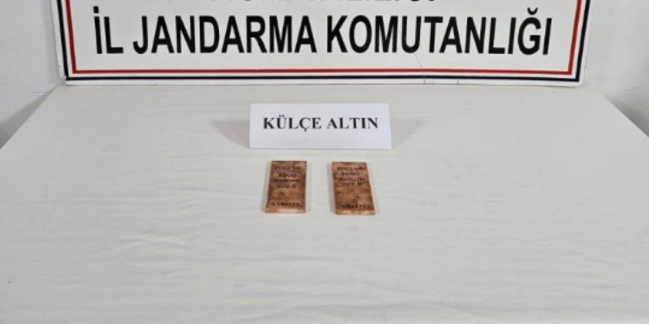 Yol Kontrolünde 2 Kilogram Külçe Altın Ele Geçirildi