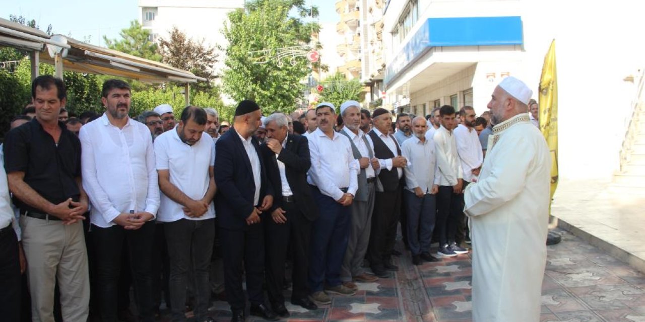 Cizre'de İsmail Haniye için gıyabi cenaze namazı kılındı