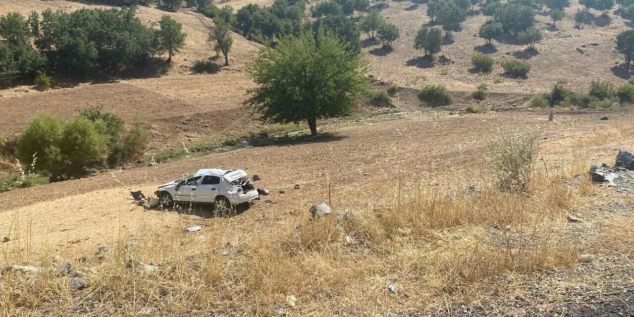 Diyarbakır’da şarampole devrilen otomobilde 19 yaşındaki genç öldü, 3 yaralı