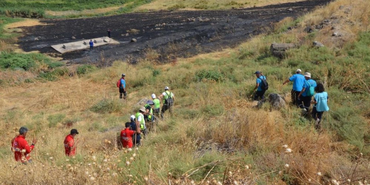 Dicle Arama Kurtarma ekipleri kayıp Narin için seferber oldu