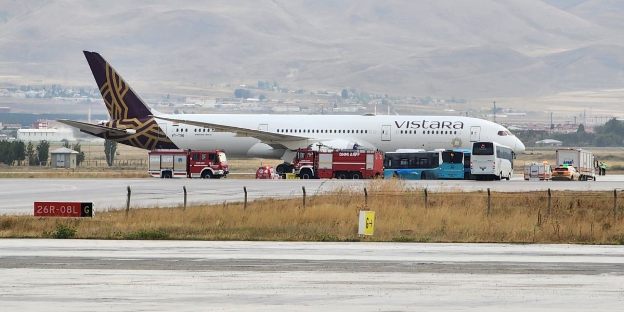 Almanya’ya giden uçak bomba ihbarı nedeniyle Erzurum’a acil iniş yaptı