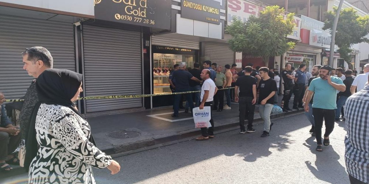 Batman'da kuyumcu kendisine sıktığı mermi başkasını ağır yaraladı