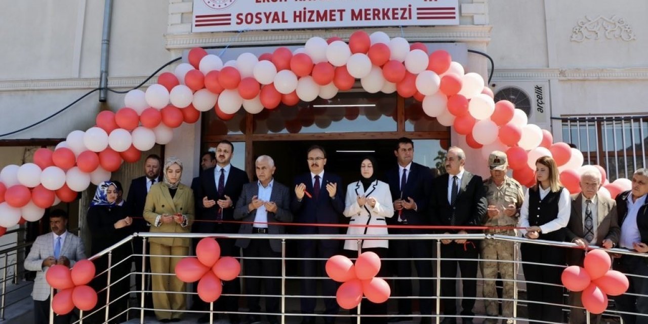 Eruh'ta sosyal hizmet merkezi açıldı