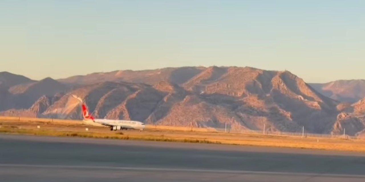 Şırnak'tan Havalanan THY Uçağına "Kuş" Engeli İddiası