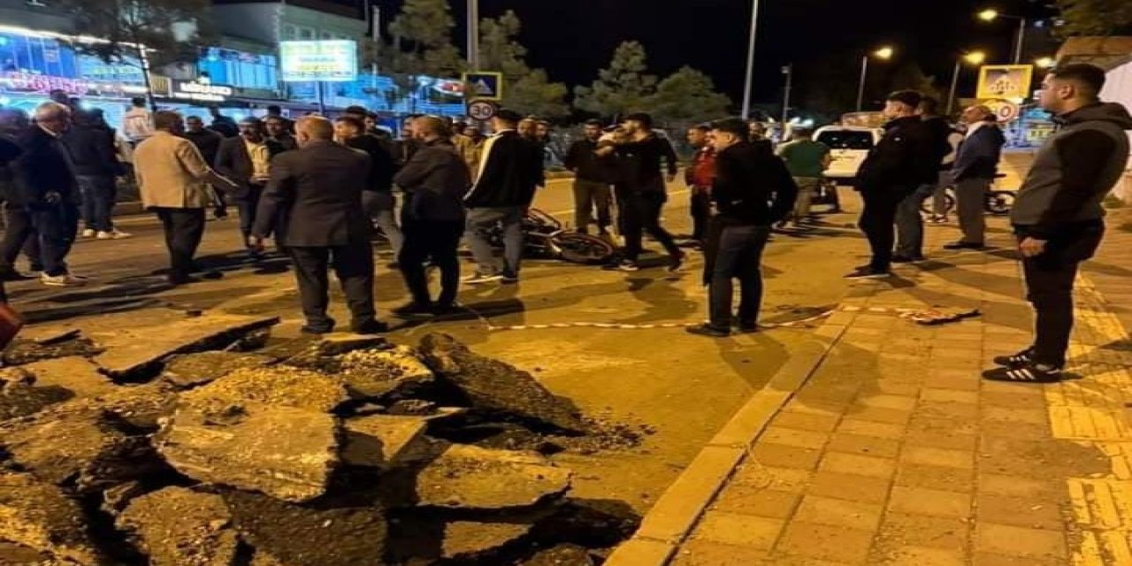 Diyarbakır'da motosiklet çukura düştü: 2 yaralı