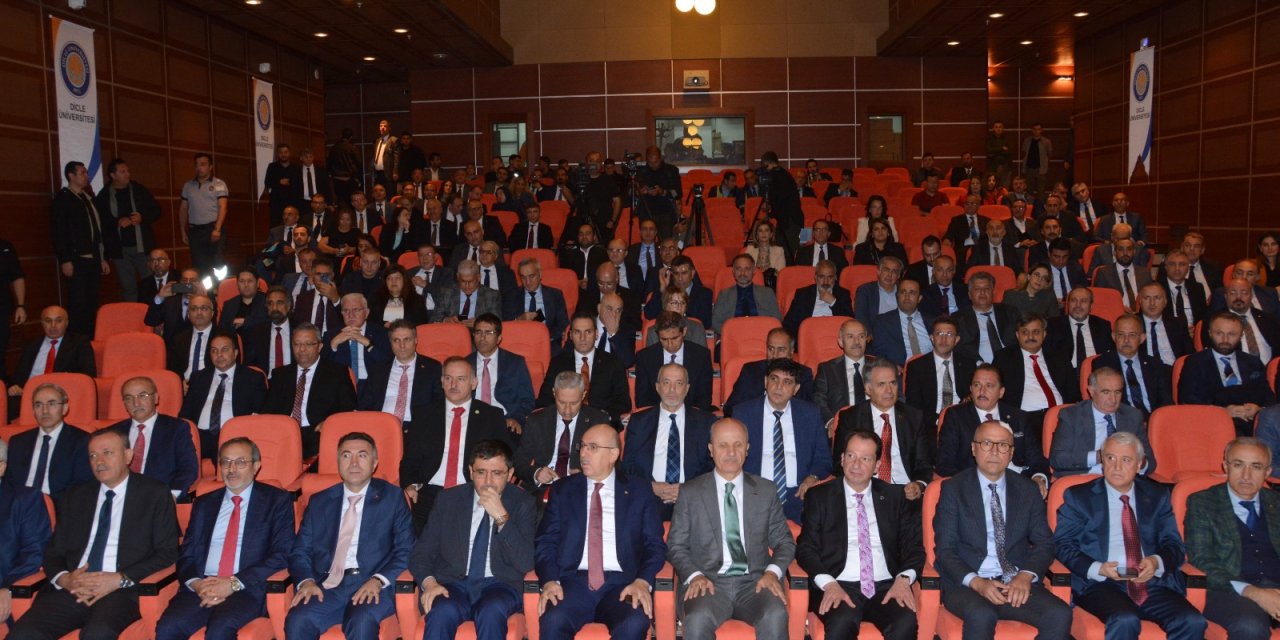 Rektör Alkış, 2030’a Doğru Türk Yükseköğretim Vizyonu Açılış Programı’na katıldı