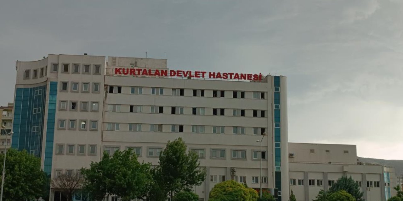 Siirt'te 16 öğrenci gıda zehirlenmesi ile hastaneye kaldırıldı