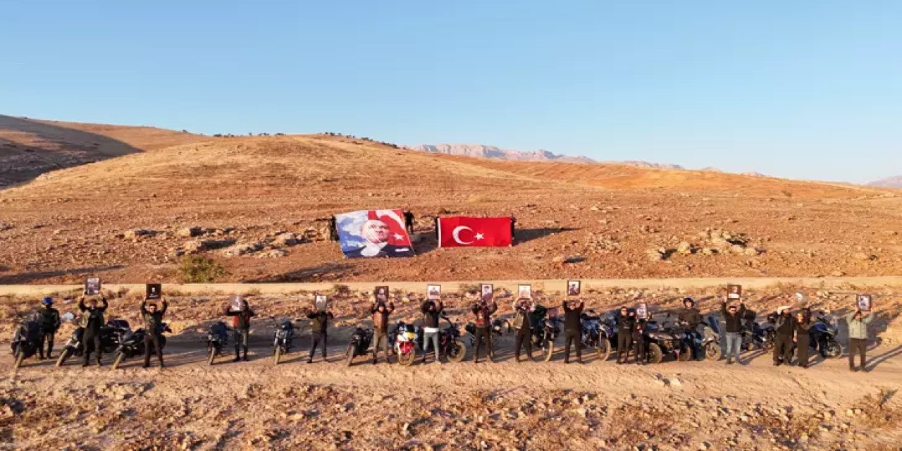 Şırnak’ta Motosikletli Grup Cudi Dağı’nda Atatürk’ü Andı