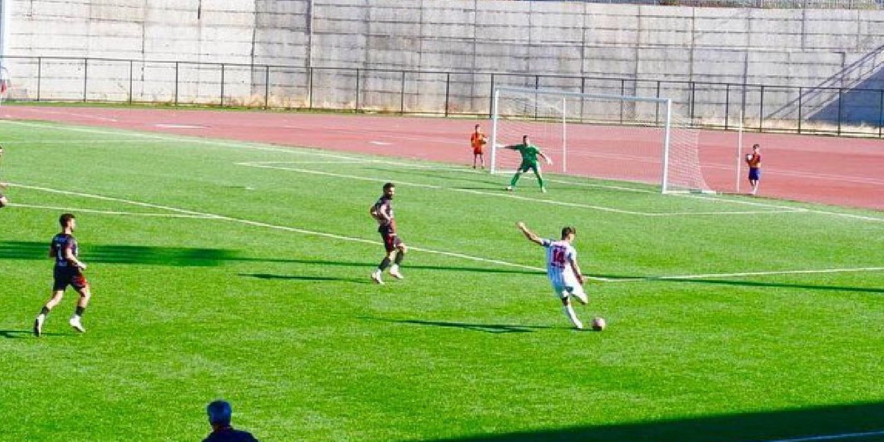 Şırnak Petrolspor evinde faklı kazandı