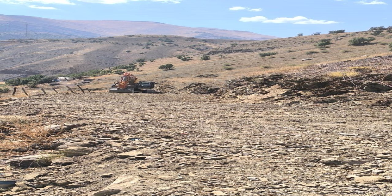 Şırnak'ta 2 Kilometrelik Yol Yapımı Devam Ediyor!