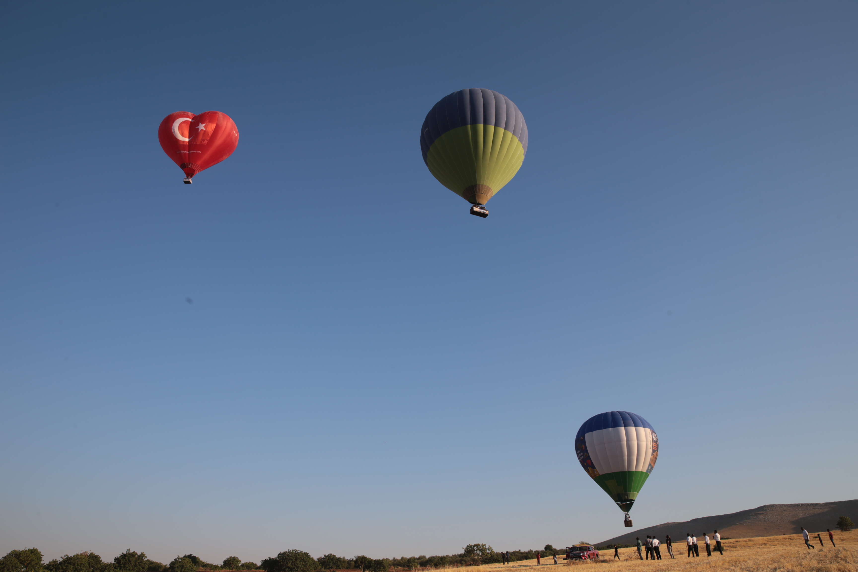 Göbeklitepe'de sezonun ilk sıcak hava balonu uçuşu gerçekleştirildi