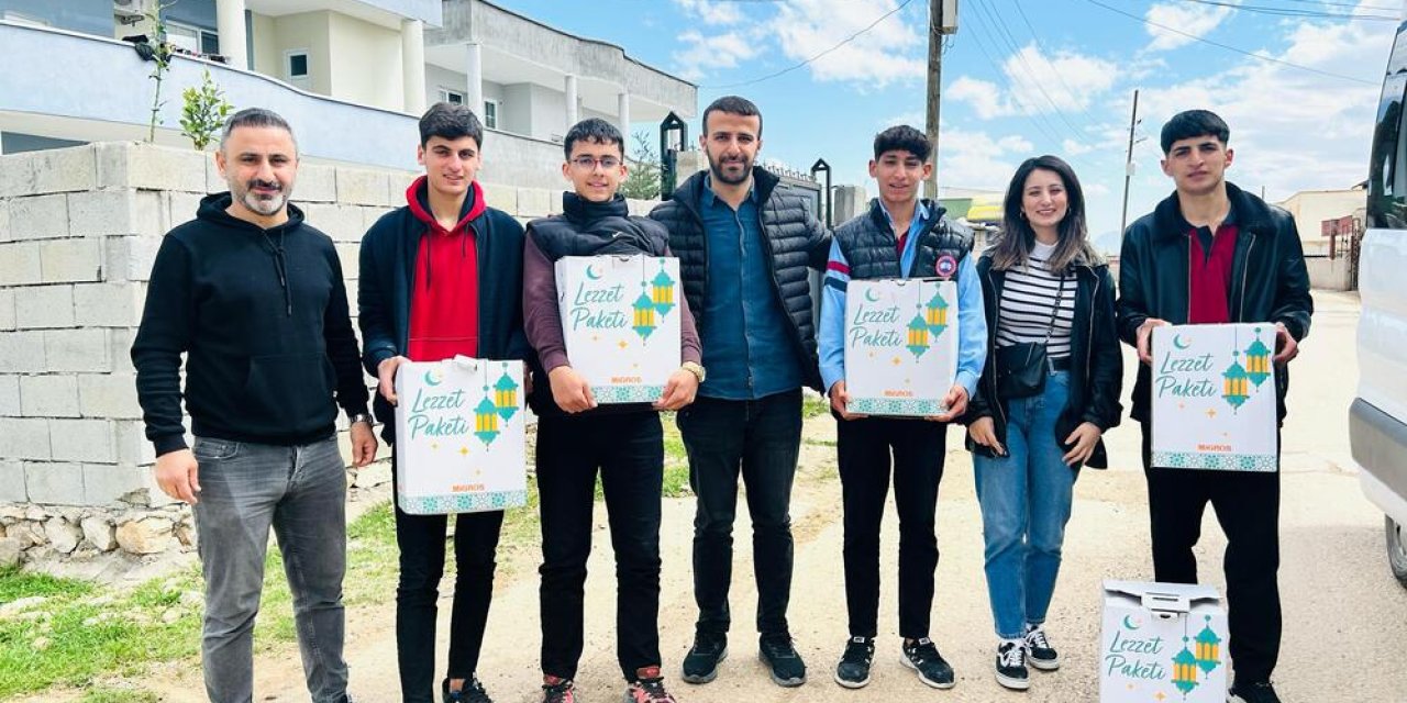 Şırnak’ta lise öğrencileri ihtiyaç sahipleri için yardım kolisi hazırladı