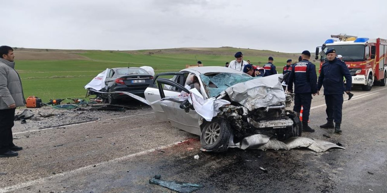 Feci Kaza: 6 Kişi Hayatını Kaybetti 3 Kişi Ağır Yaralandı!