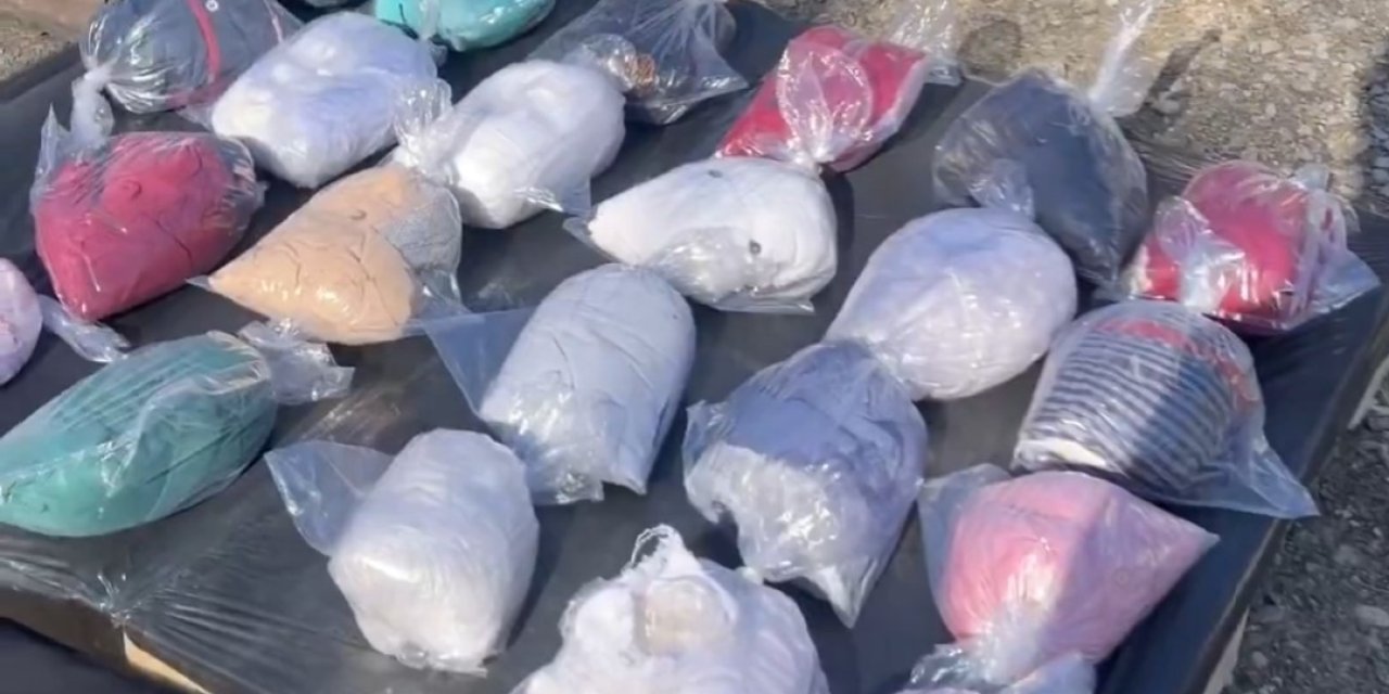 Kontrol noktasında durdurulan araçta 21 kilo uyuşturucu çıktı