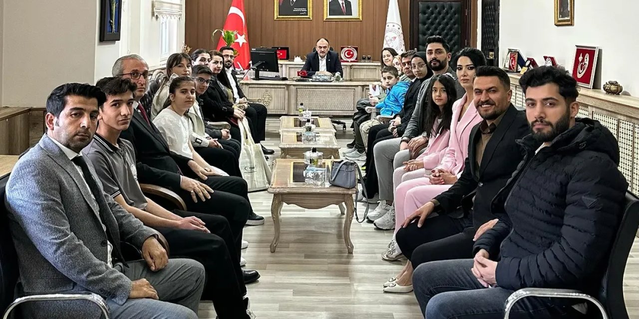 Şırnak’ta “Sağlıklı Nesil Sağlıklı Gelecek” Yarışmasında Dereceye Giren Öğrenciler Ödüllerini Aldı