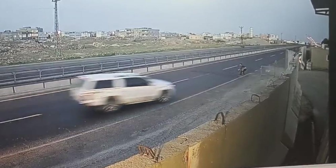 Mardin'de "dur" ihtarına uymayıp polise çarpan şahıs ve 2 kişi tutuklandı