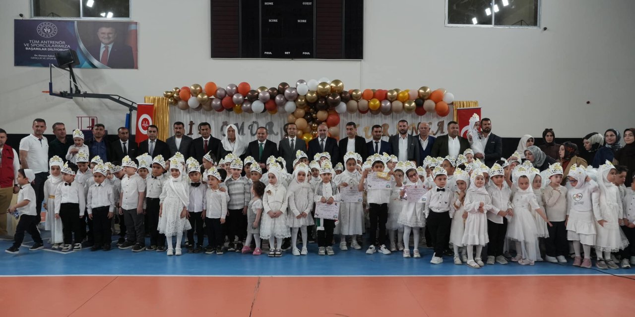 4-6 Yaş Kur’an Kursları Kur’an-ı Kerim’e Geçiş Şenliği Düzenlendi