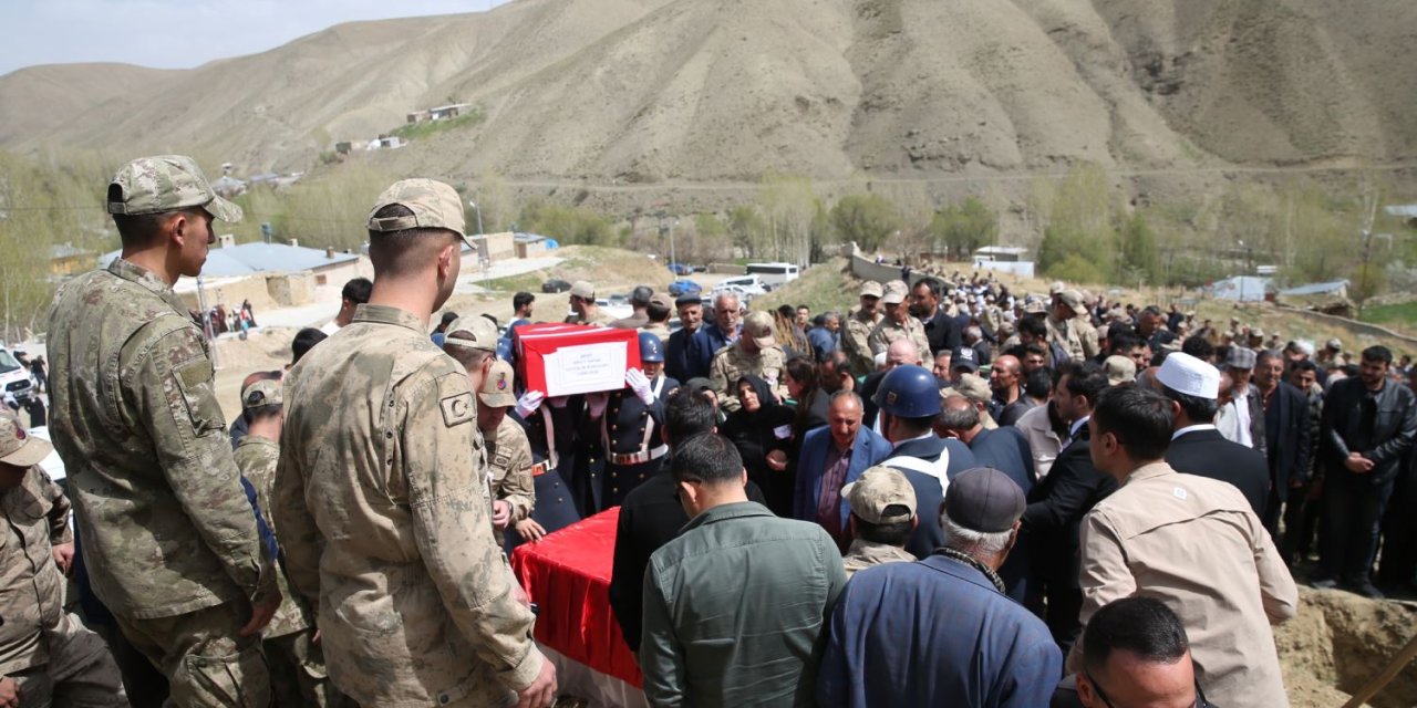 Operasyondan dönen korucu kalp krizi sonucu şehit oldu