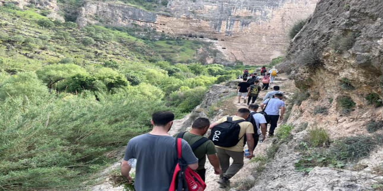 Şırnak’ta Öğretmenlerden Cehennem Deresi’nde Piknik ve Treeking