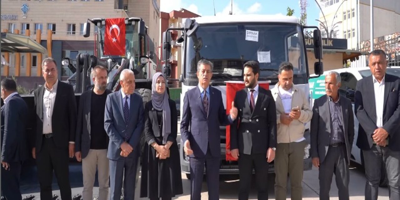 Şırnak Belediyesi Araç Filosuna Loder, Kamyon ve Yemek Dağıtım Aracı Ekledi
