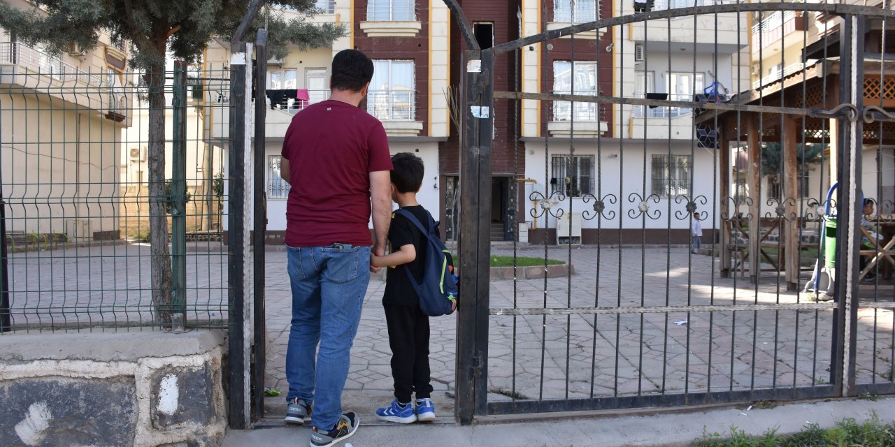 Şırnak'ta Öğretmen Çift Devlet Korumasında Olan 1'i Afgan Uyruklu, 2 Çocuğa Yuva Oldu